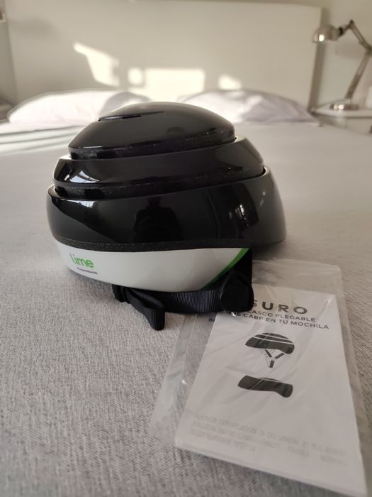 Capacete dobrável closca novo