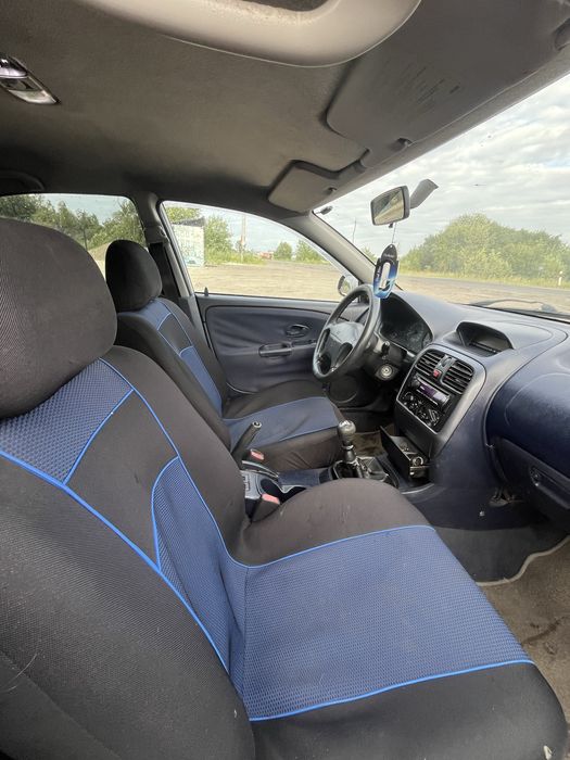 Поодам Mitsubishi Carisma 2000