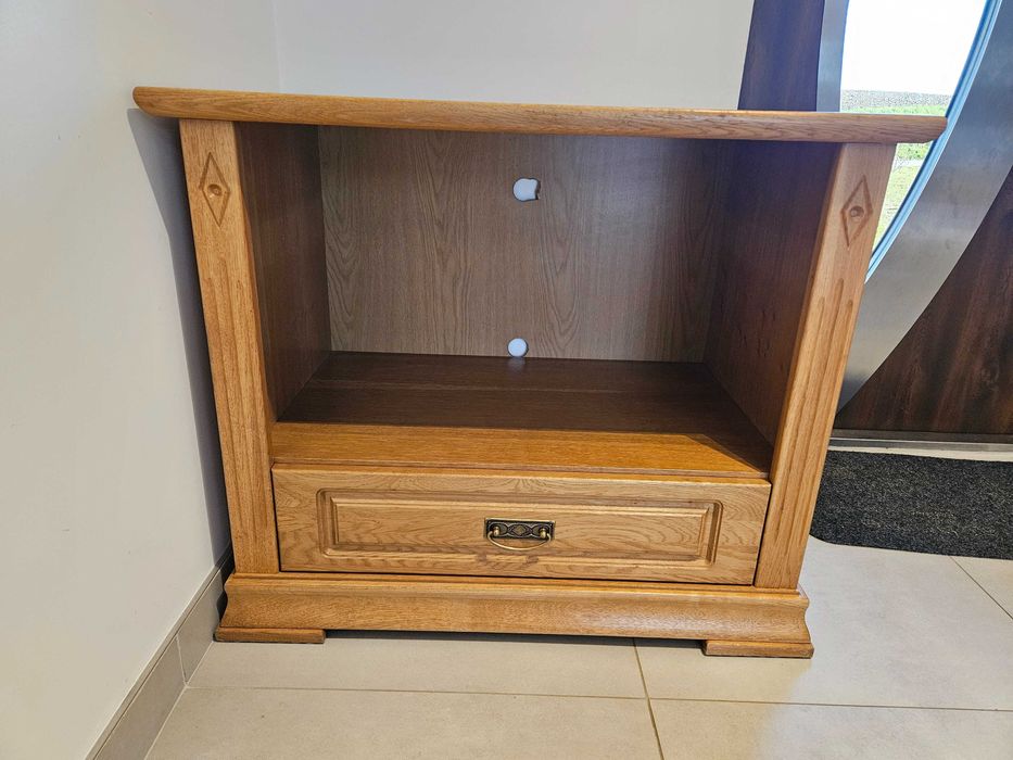 Szafka dębowa RTV