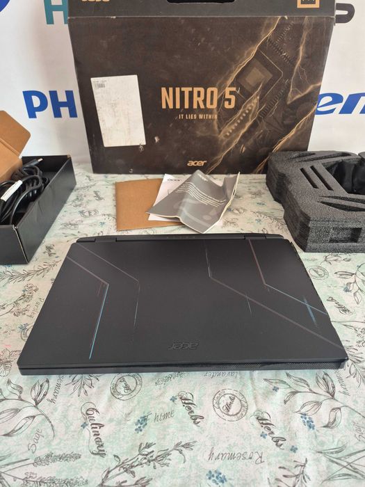 Acer Nitro 5, i7-12650H, RAM 16 ГБ DDR5,  SSD 512 ГБ, RTX 4060 8 ГБ