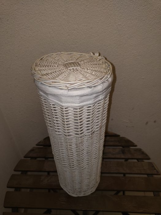 Cesto em verga para papel higiénico