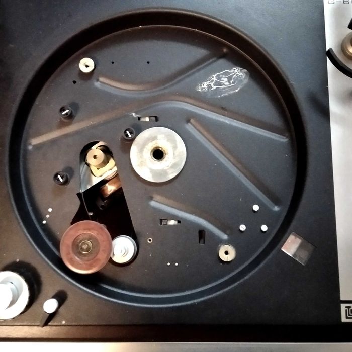 Проигрыватель  Вега 106