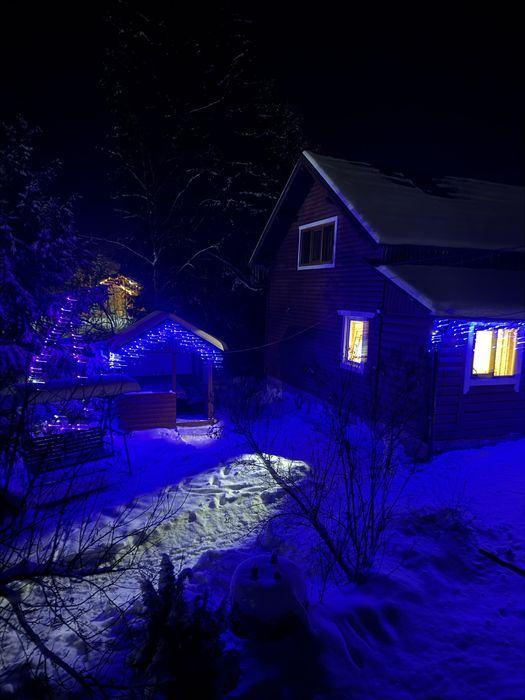 Будинок біля річки