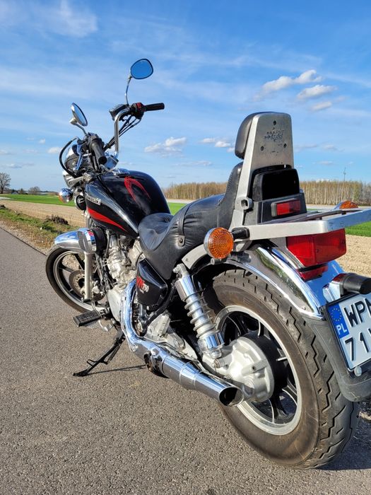 Kawasaki vulcan 750 twin