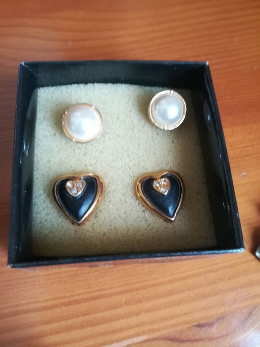 Женские украшения