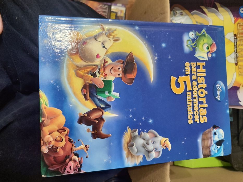 Livro infantil como novo