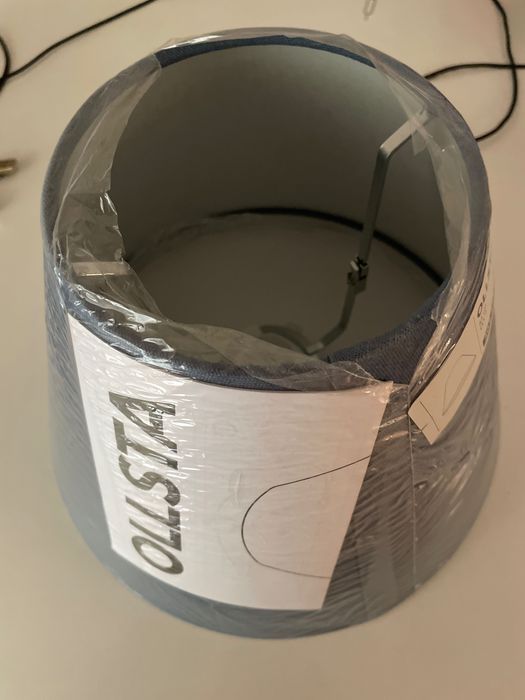 Light blue table lamp