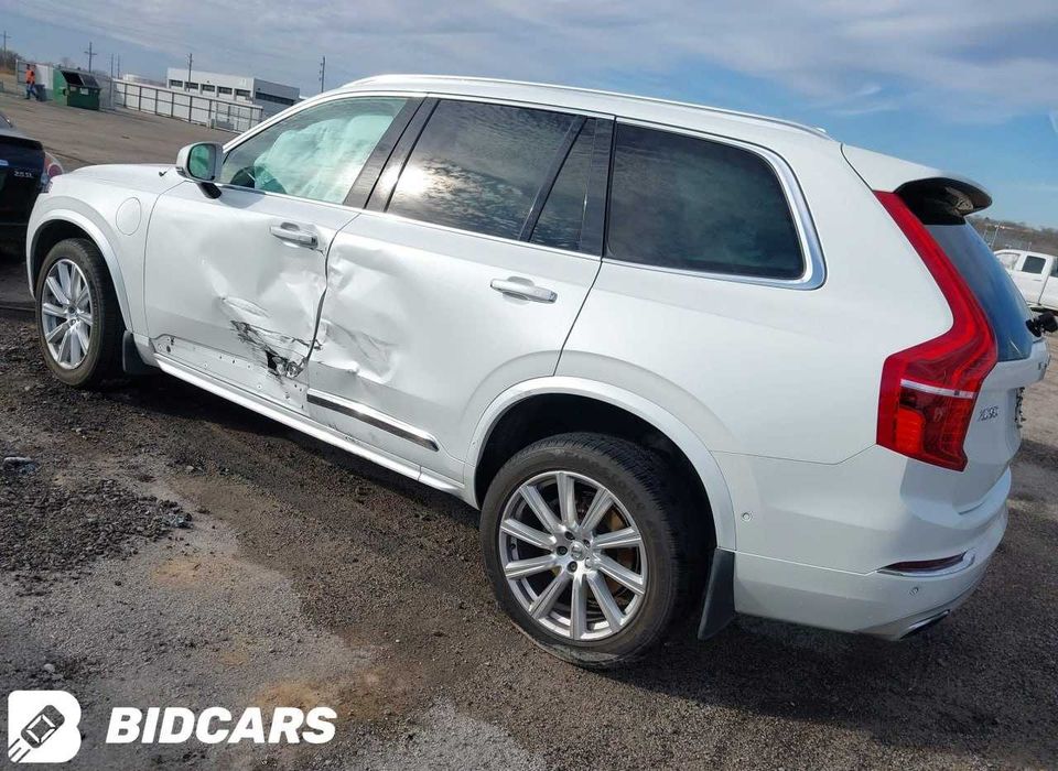 Części do Volvo XC90 T8 Inscription 2016 2.0L Hybrid AWD, samochód z USA.