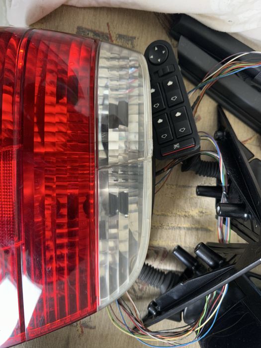 Задні Фанарі BMW e 38