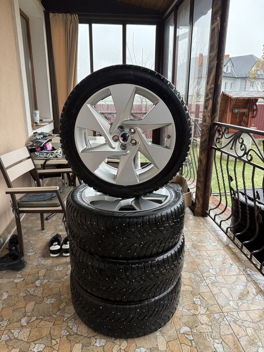 Колеса з дисками на jaguar 255/45 r19 Ідеальний стан зимові