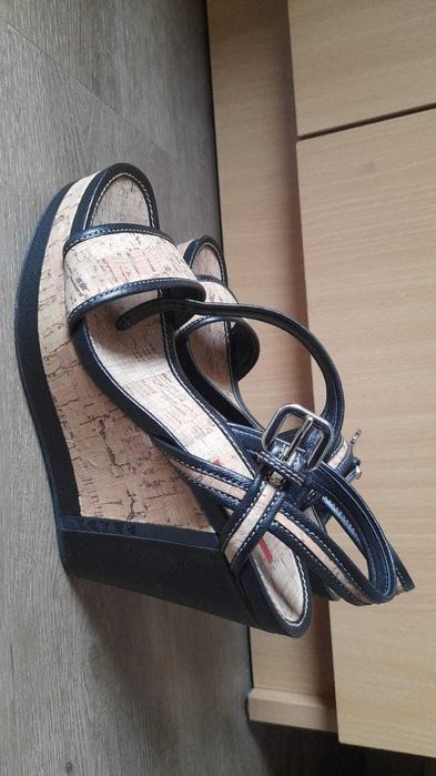 Sandálias salto de cunha Prada Sport