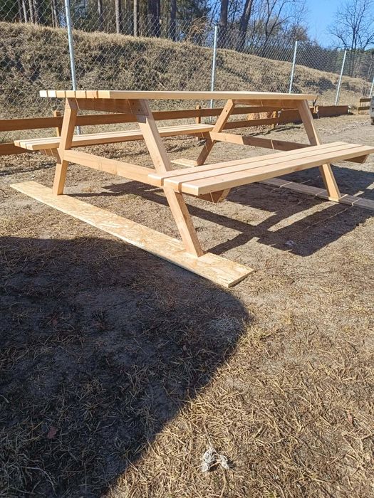 Sprzedam stoły ogrodowe
