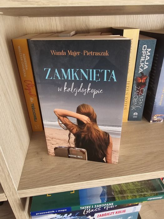 Zamknięta w kalejdoskopie