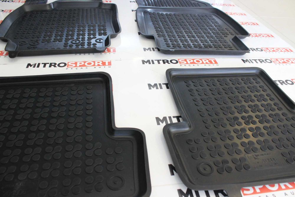 Tapetes em borracha 3D para Renault Captur mk1 de 2013 a 2019 ( artigo novo)