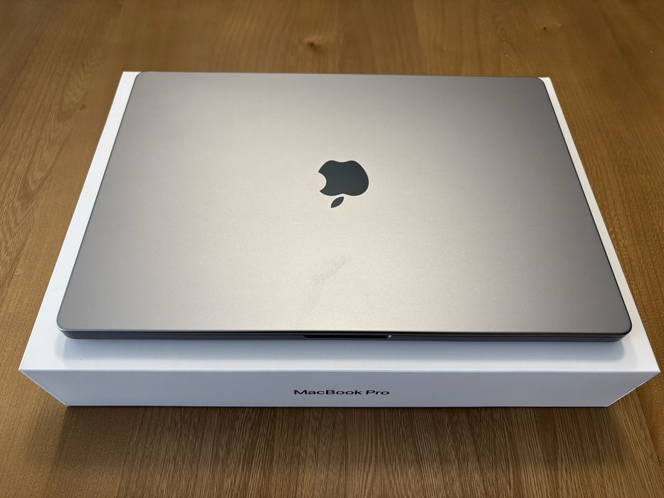APPLE MacBook Pro 16 M1 Pro 16GB/512GB SSD