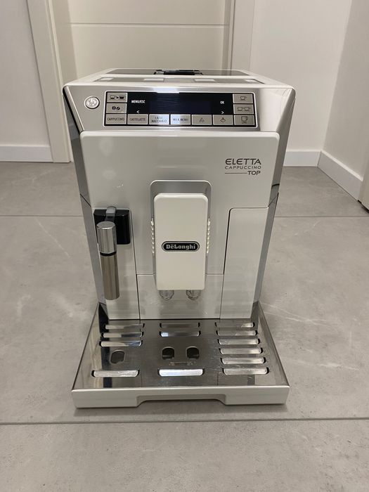 Кавоварка DeLonghi Eletta Cappuccino Top