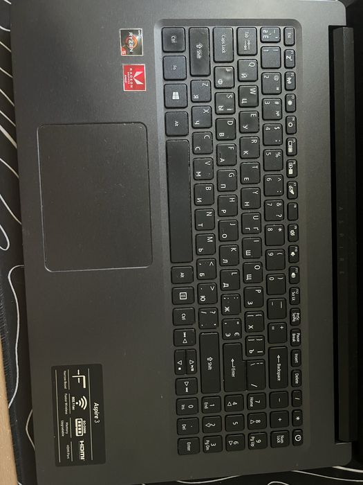 Acer    Aspire  3