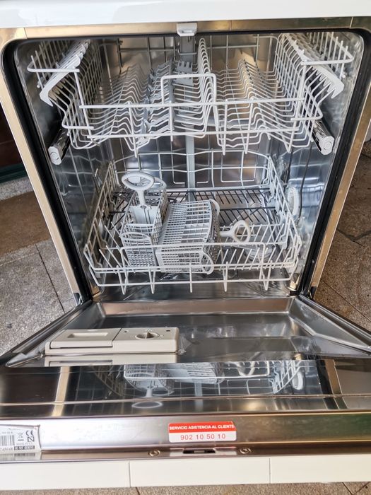 Máquina de lavar a loiça Fagor