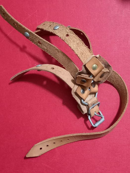 Pasek skórzany do Niemieckiego hełmu M56 NVA DDR