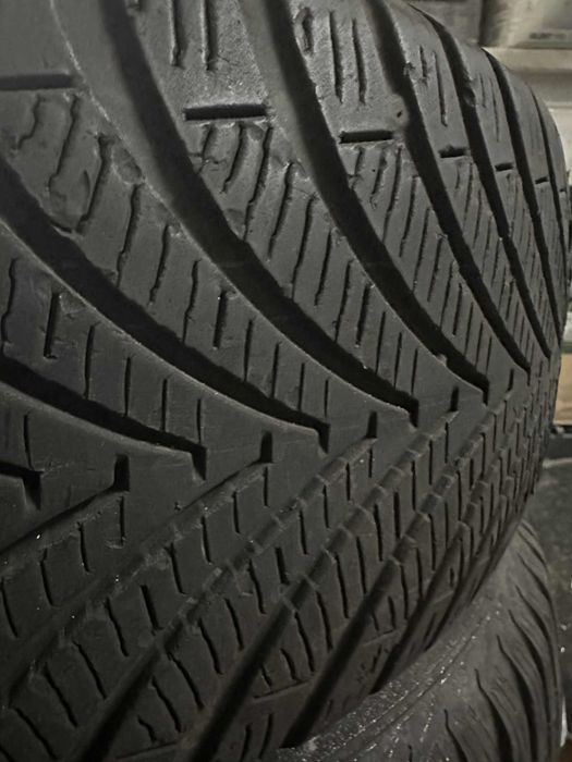 Opony Kumho 215/65 R17 103V / całoroczne