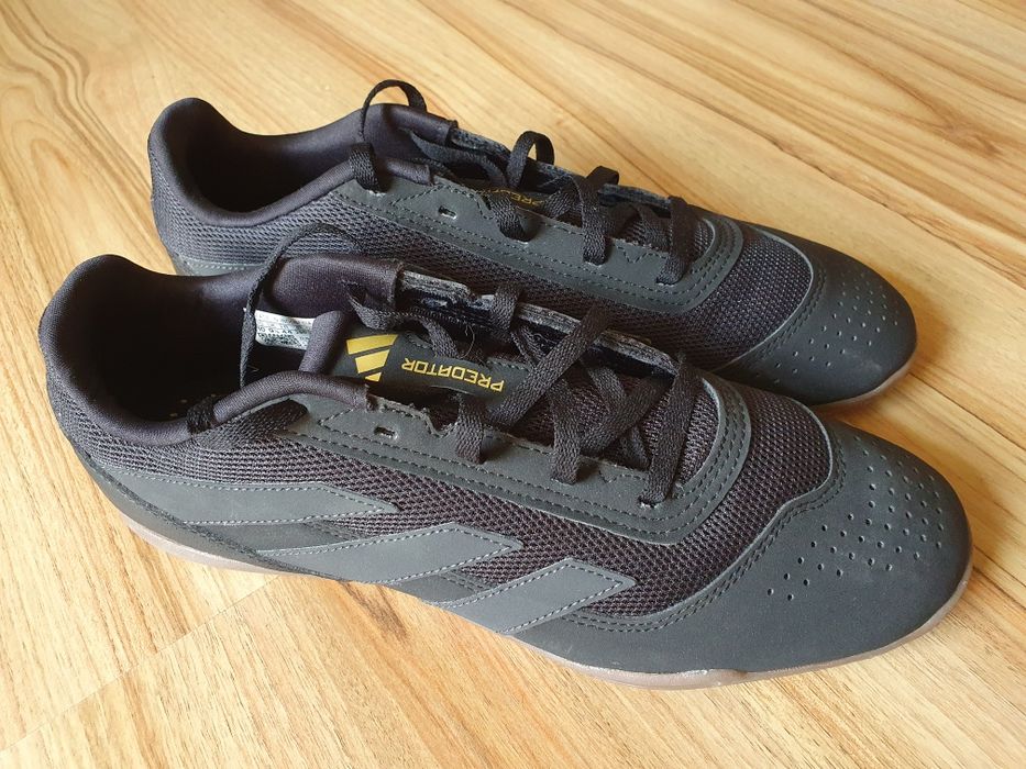 Buty sportowe, halówki, adidas predator, nowe roz.44