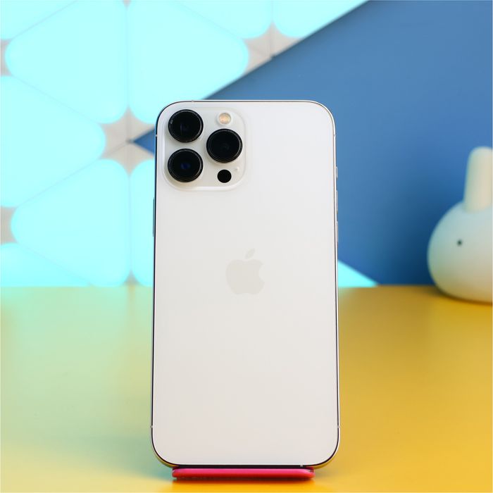 Смартфон Apple iPhone 13 Pro Max 128GB Silver (173051) Б/У З ГАРАНТІЄЮ