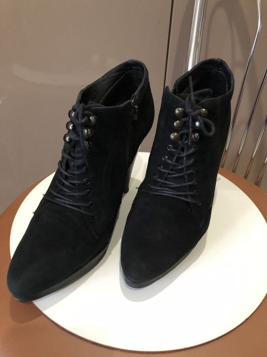 Туфельки кожаные