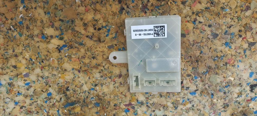 Блок (CCG) управления порта зарядки Tesla model 3 Gen 3