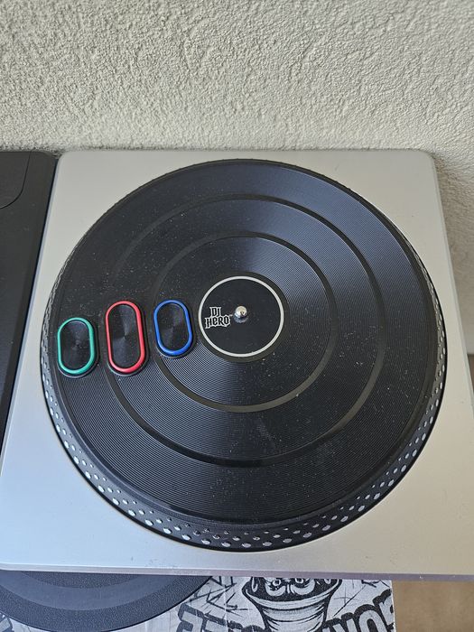DJ Hero Wireless Turntable Controller - PlayStation 3