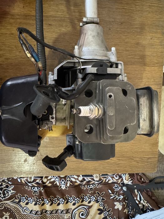 Бензокоса робоча б/в