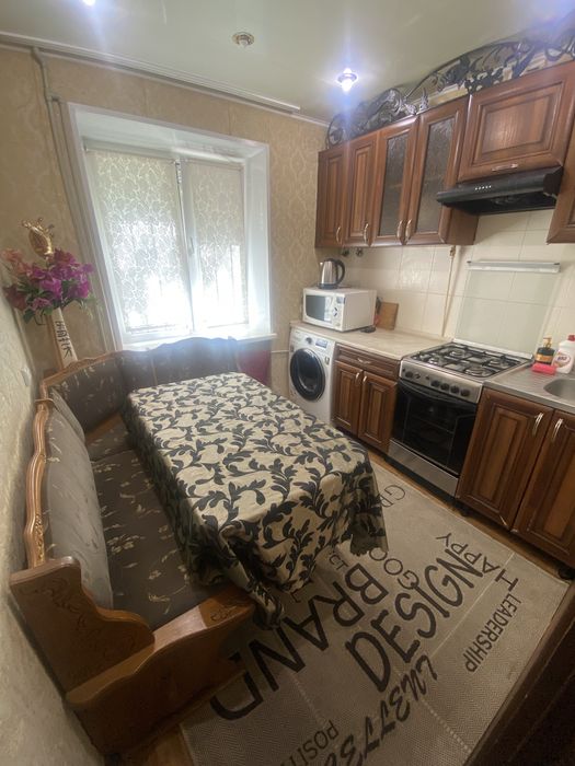 Посуточно 2ком квартира Шинник 12 квартал Б.Хмельницьк СВІТЛО Є ЗАВЖДИ