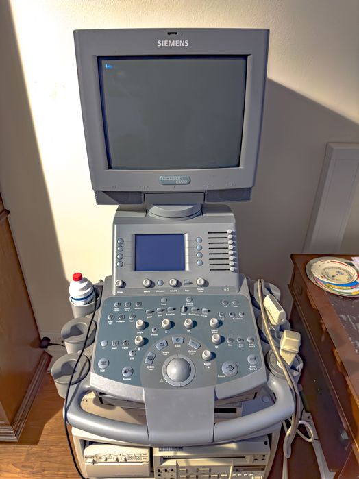Ecógrafo Cardiaco e Vascular, Siemens Acuson CV 70