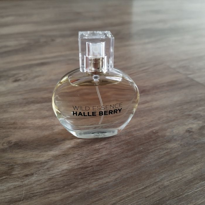 Perfumy Halle berry wild essence
