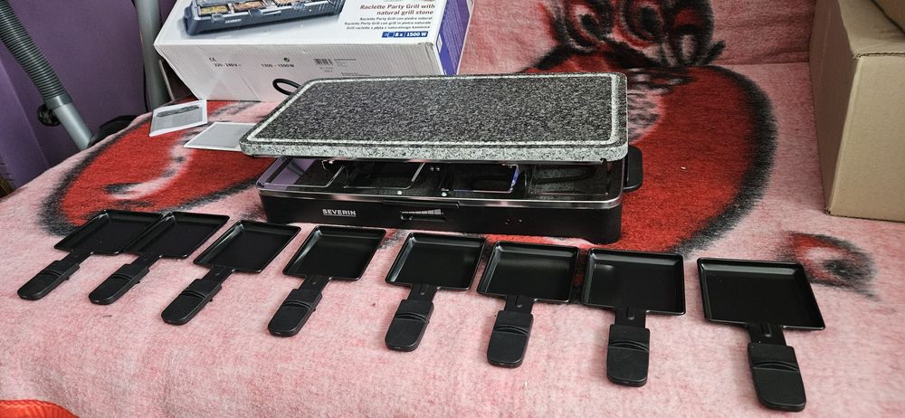 Grill elektryczny z płytą kamienną. Severin