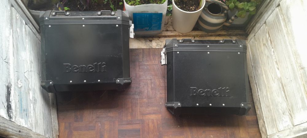 Malas laterais para benelli