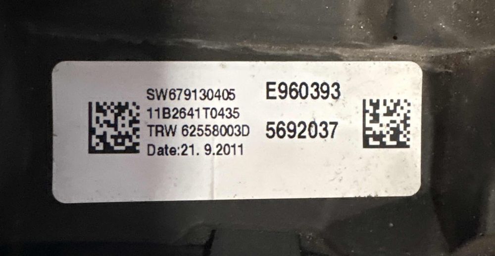 Volante do Motor 62558003D - BMW 1