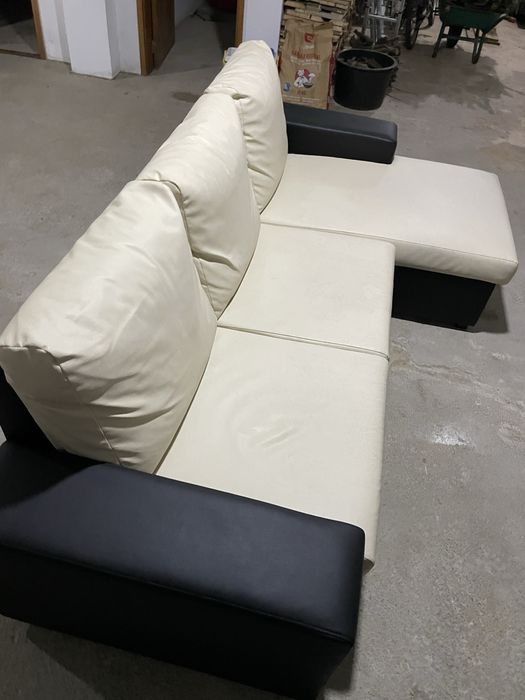 Sofá chaise longue em Pele