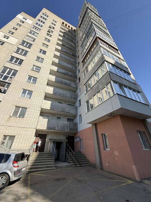 Продам 2 кімнатну квартиру в районі автовокзалу