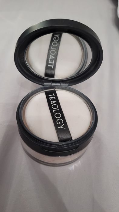 Teaology White Tea puder do twarzy 17g