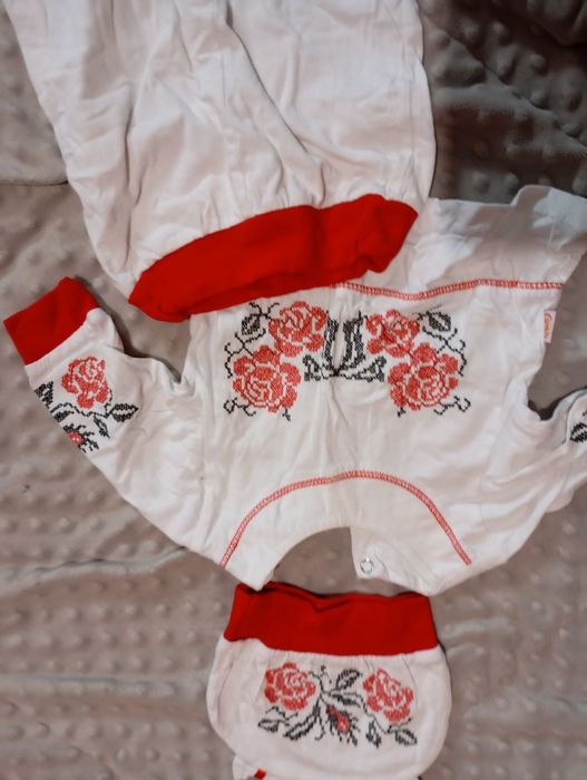 Одяг для дівчинки