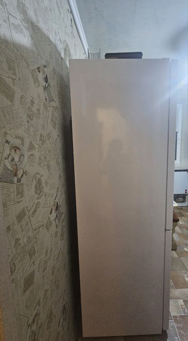 Новий якісний холодильник