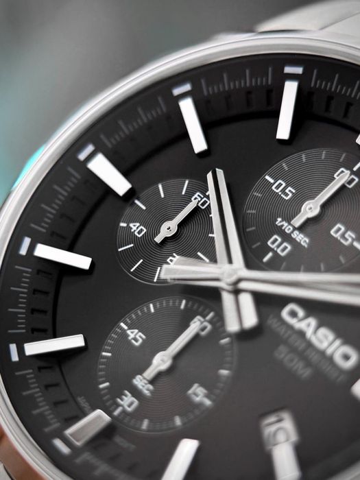 Чоловічий годинник Casio MTP-E510D-1A1