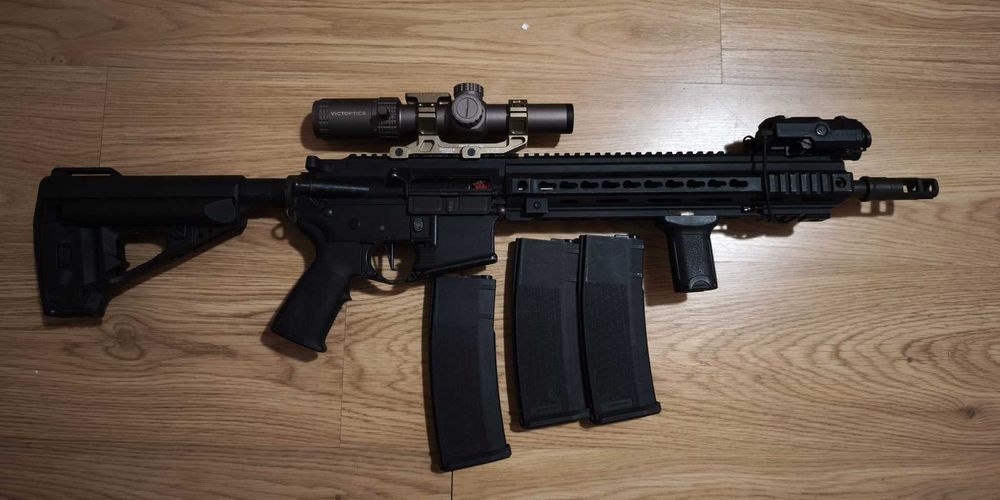 Réplica Airsoft - VFC VR16 CALIBUR AEG