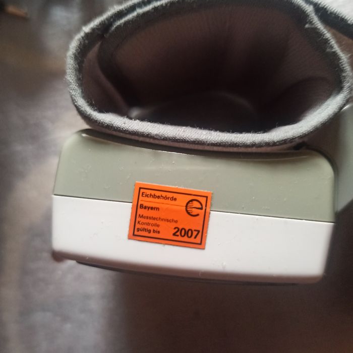 Два тонометра, в рабочем состоянии