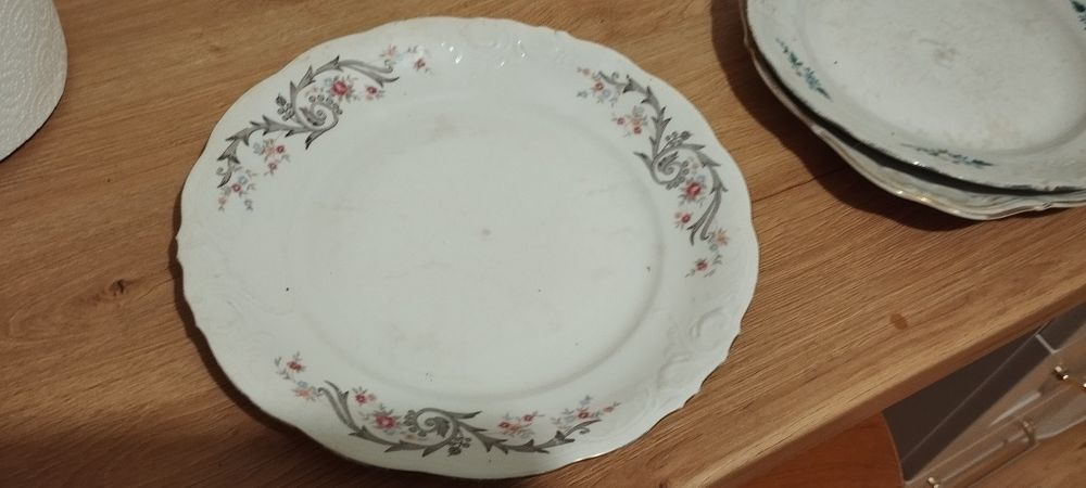 Talerze PRL porcelana Wałbrzych