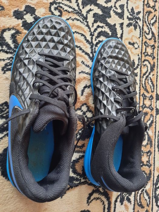 Nike śnieżynki rozmiar 42