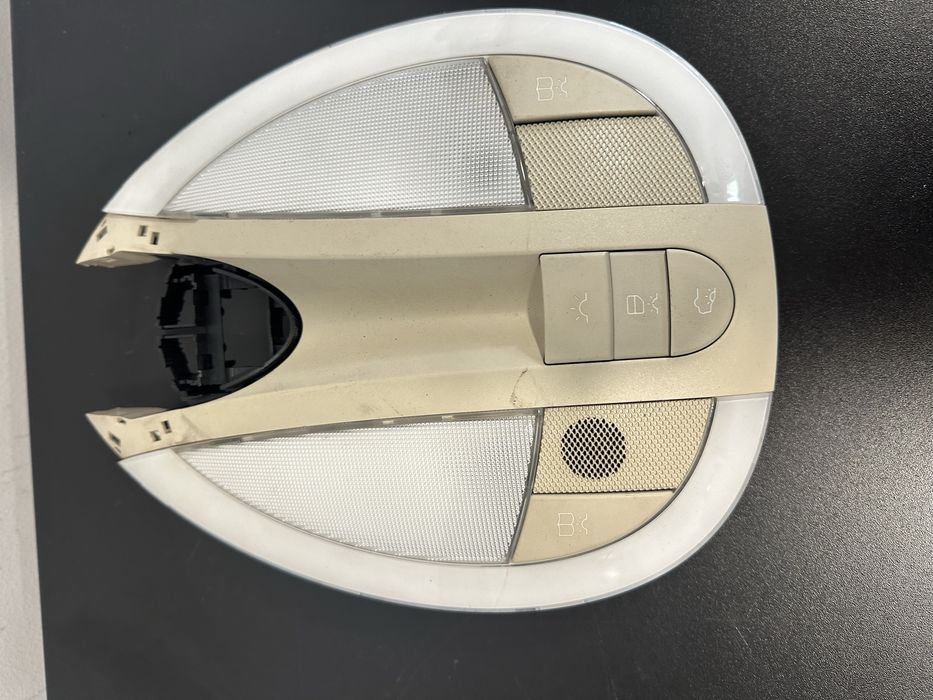 LUZ DE PLAFONIER MERCEDES W211 E270
