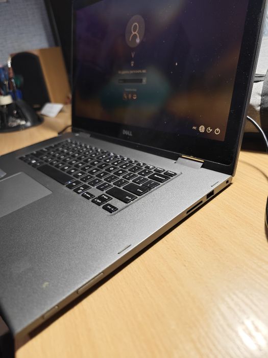 Сенсорний ноутбук Dell inspirion 15 i5 16 DDR4 1024 ssd гарному стані.