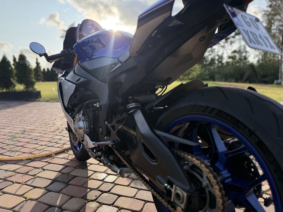 Yamaha R1 RN32 2015
