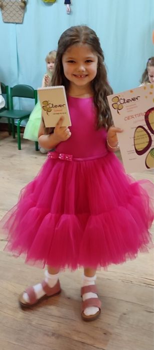 Дитяча святкова сукня